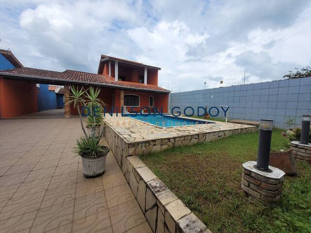 Venda em Pontal de Santa Marina - Caraguatatuba