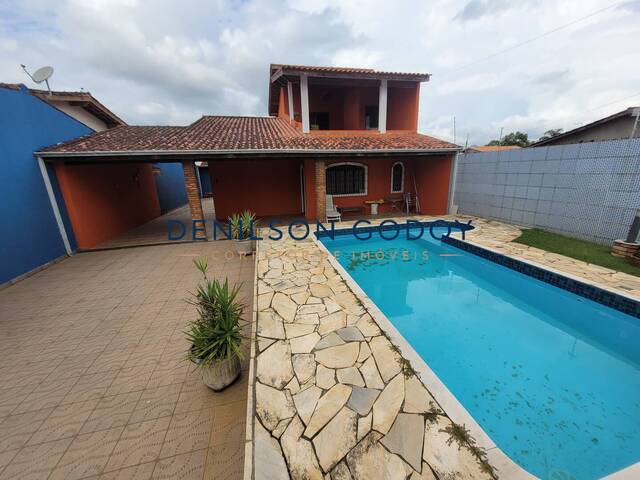 #SO0012 - Sobrado para Venda em Caraguatatuba - SP