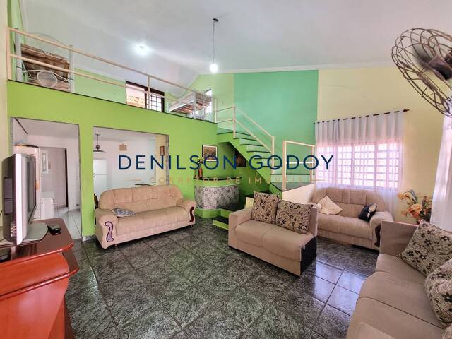 Casa para Venda em Caraguatatuba - 4