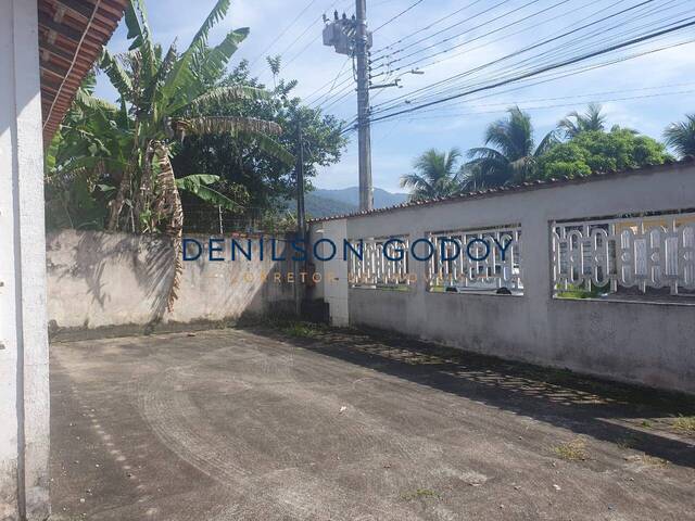 #CA0032 - Casa para Venda em Caraguatatuba - SP