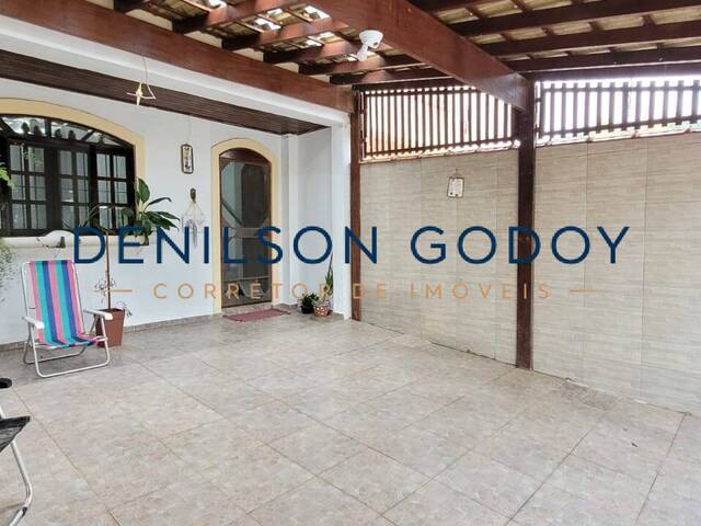 #SO0034 - Sobrado para Venda em Caraguatatuba - SP