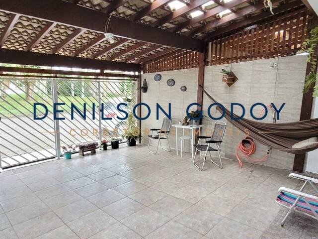 #SO0034 - Sobrado para Venda em Caraguatatuba - SP