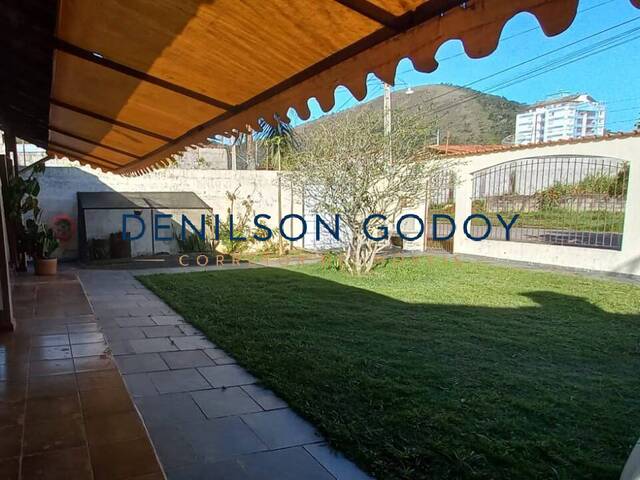 #CA0036 - Casa para Venda em Caraguatatuba - SP