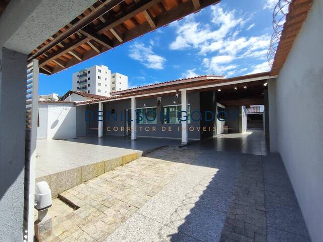 Venda em Martim de Sá - Caraguatatuba