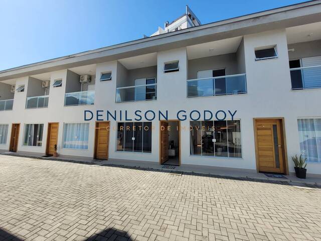 Casa para Venda em Caraguatatuba - 5