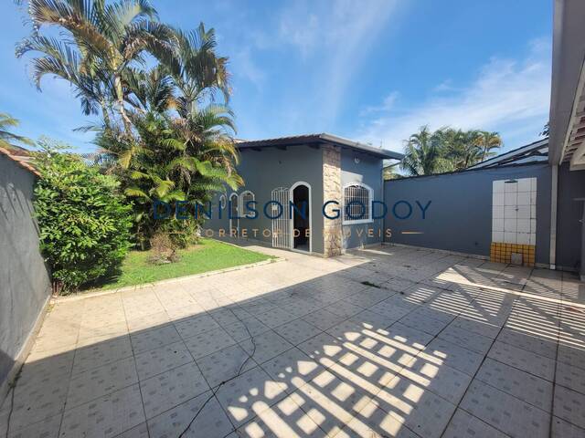 #CA0039 - Casa para Venda em Caraguatatuba - SP