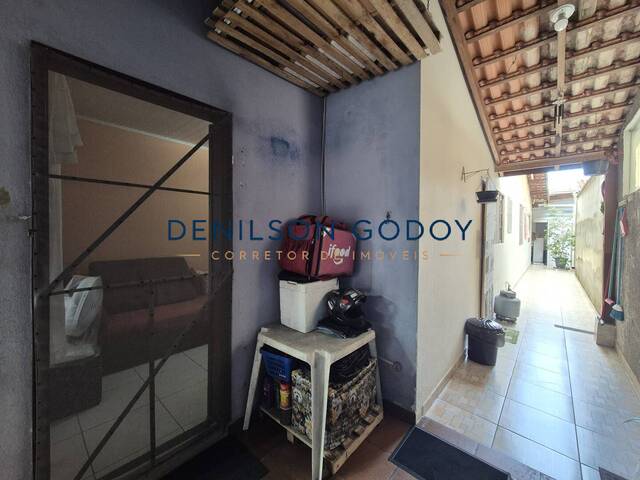 Casa para Venda em Caraguatatuba - 4