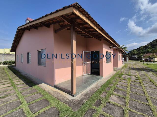 #CA0083 - Casa para Venda em Caraguatatuba - SP
