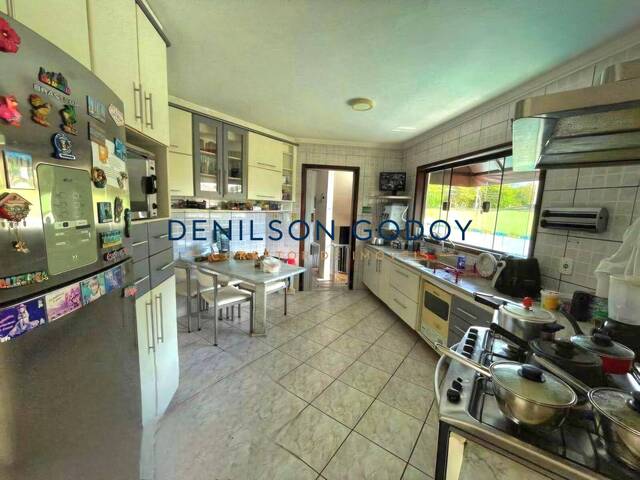 Casa para Venda em Caraguatatuba - 4