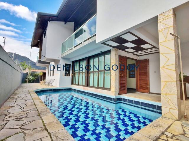 #SO0096 - Sobrado para Venda em Caraguatatuba - SP