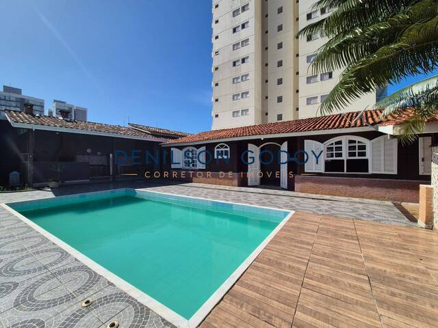 #CA0098 - Casa para Venda em Caraguatatuba - SP