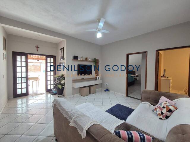 #CA0114 - Casa para Venda em Caraguatatuba - SP