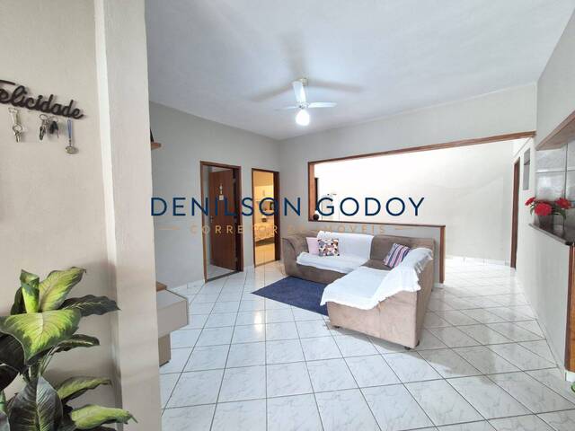 Casa para Venda em Caraguatatuba - 5