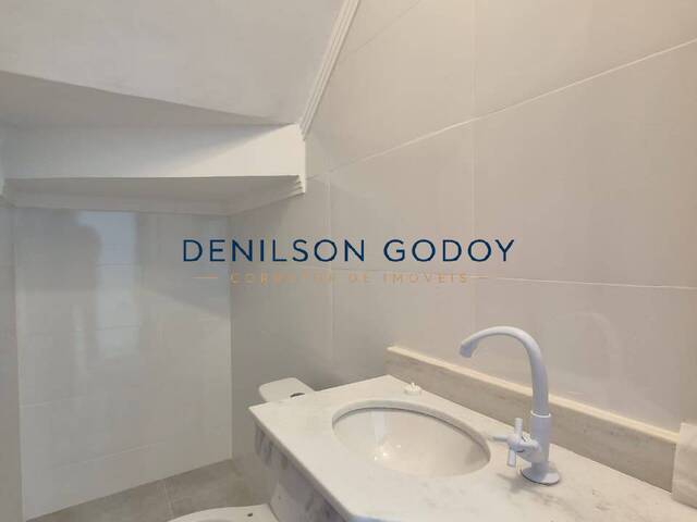 Sobrado para Venda em Caraguatatuba - 4