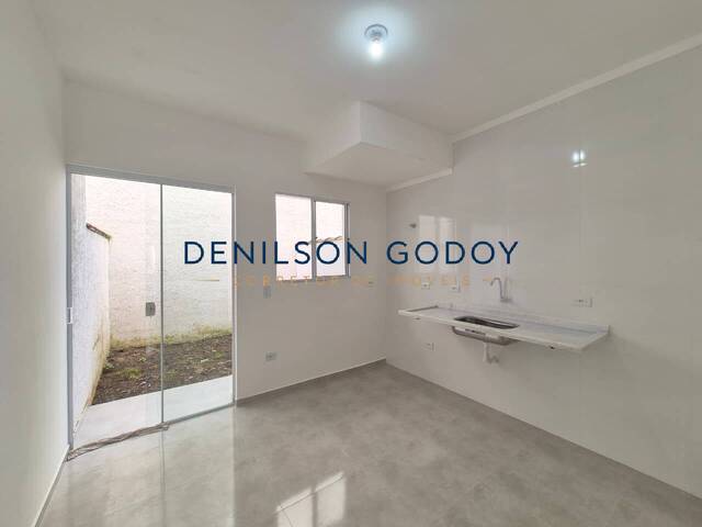 Sobrado para Venda em Caraguatatuba - 5