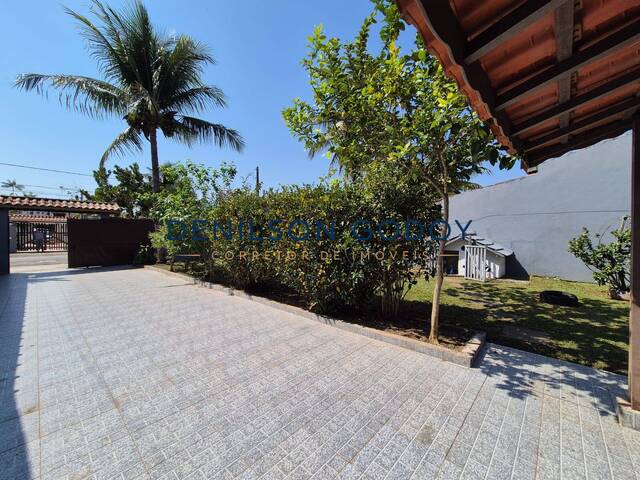 #ED0124 - Edícula para Venda em Caraguatatuba - SP