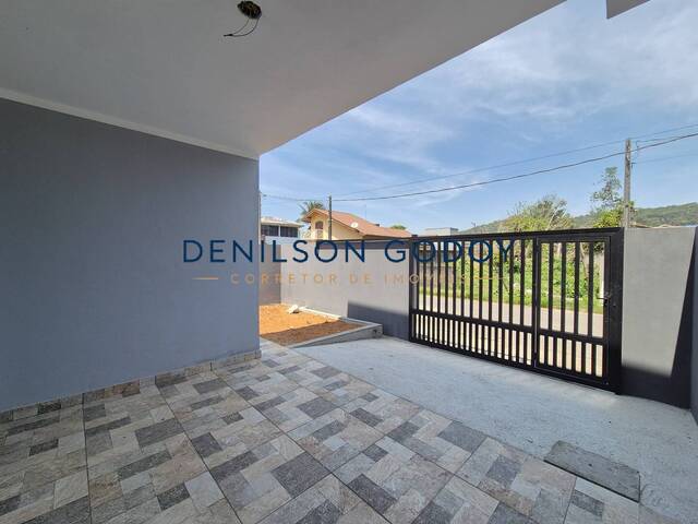 #SO0131 - Sobrado para Venda em Caraguatatuba - SP