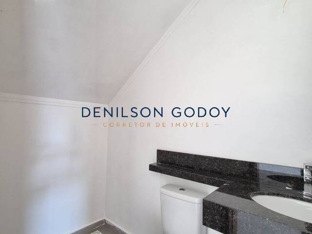 Sobrado para Venda em Caraguatatuba - 5