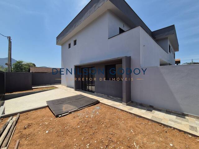 #ST0134 - Studio para Venda em Caraguatatuba - SP