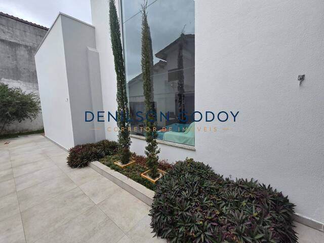 Casa para Venda em Caraguatatuba - 5