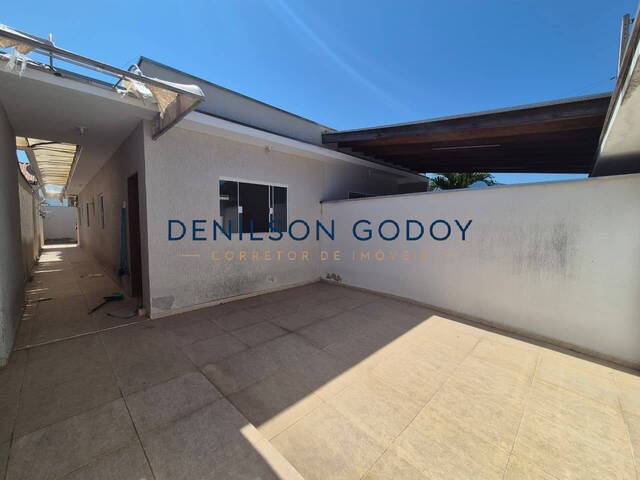 #CA0140 - Casa para Venda em Caraguatatuba - SP