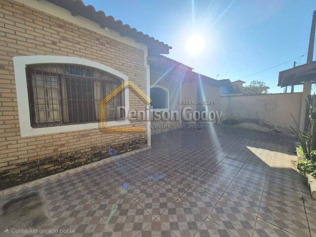 Casa para Venda em Caraguatatuba - 2
