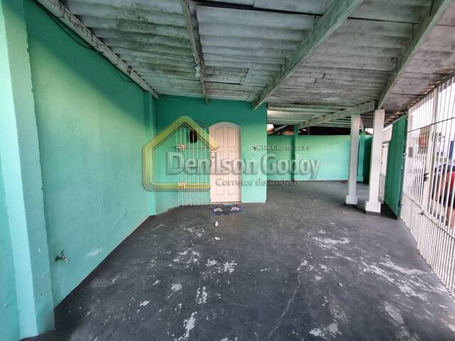Casa para Venda em Caraguatatuba - 2