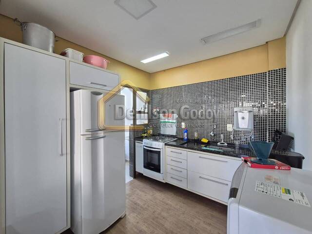 Apartamento para Venda em Caraguatatuba - 4