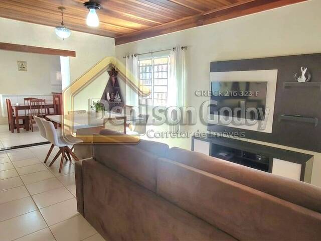 Casa para Venda em Caraguatatuba - 4